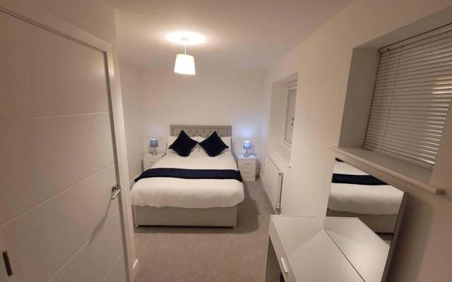 Impeccable 2-bed House in Milton Keynes