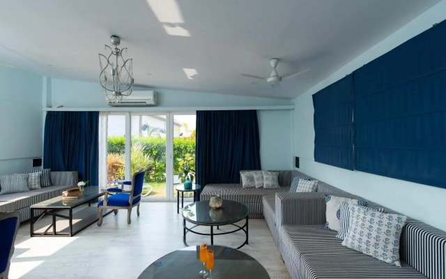 Living Room Beach Resort