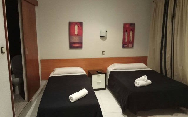 Отель Hostal Ruta de Francia комната для гостей