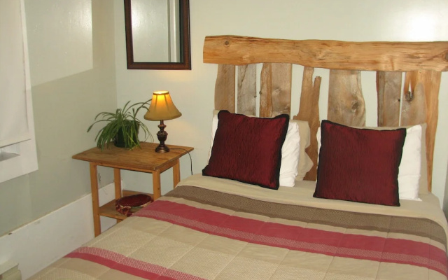 Tofino Trek Inn