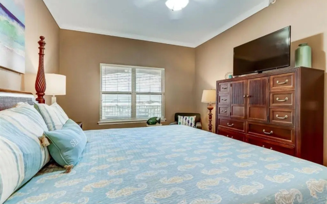 210 Ocean Park
