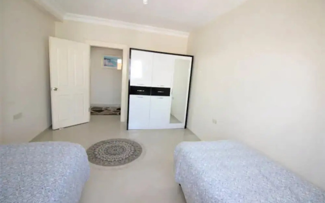 Mahmutlar Apartment