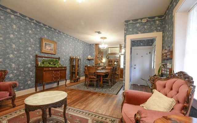 The Brownstone Inn