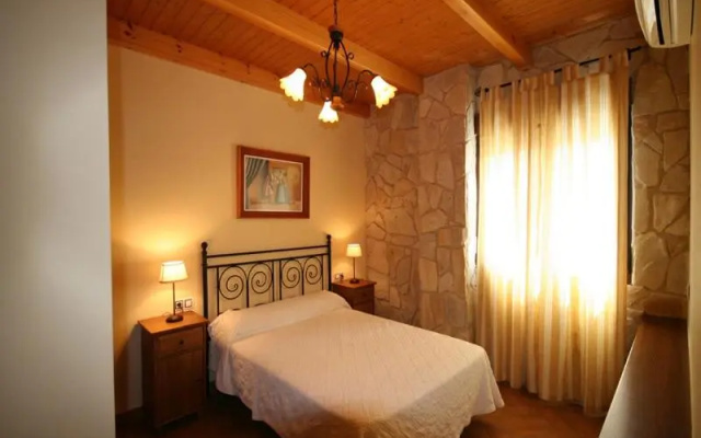 Apartamentos Rurales La Platea
