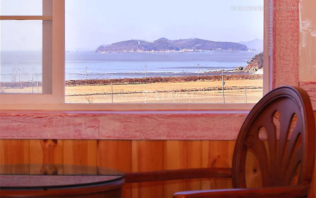 Ganghwadosunset Waltz Pension