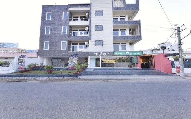 OYO 12421 Hotel GT View вид на фасад