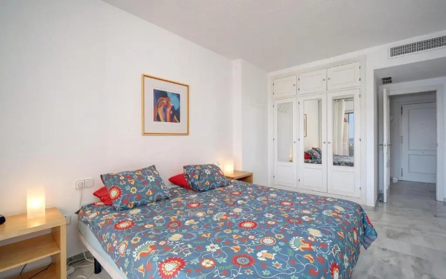Apartment Boulevard 105