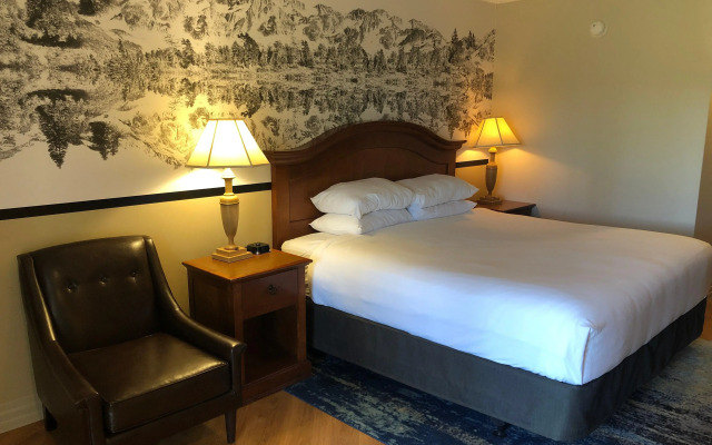Red Lion Hotel Olympia