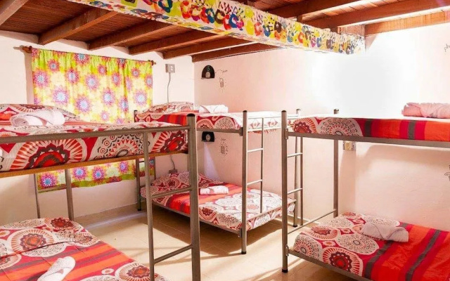 Hostal Monet`s Poblado