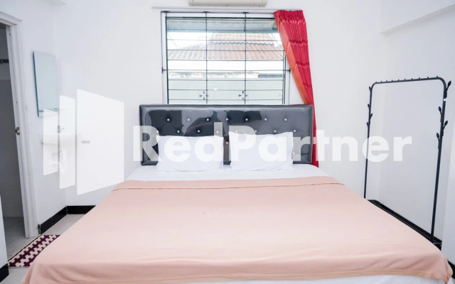 Hotel Pusponjolo Syariah Semarang RedPartner