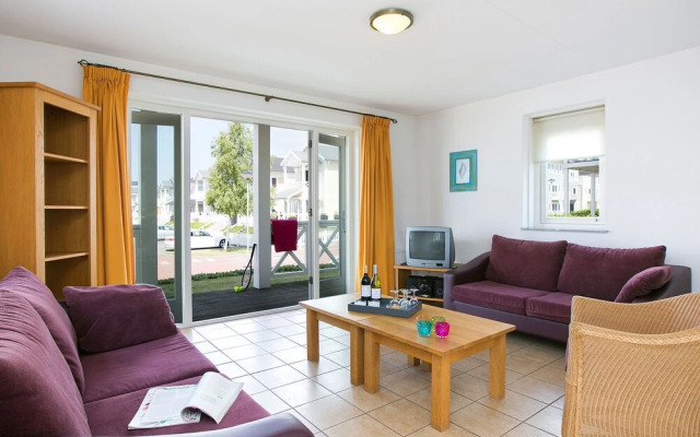 Villa in Cape Helius With Garden Terrace