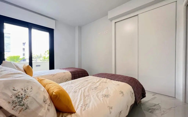 Luxury first floor apartment LA4