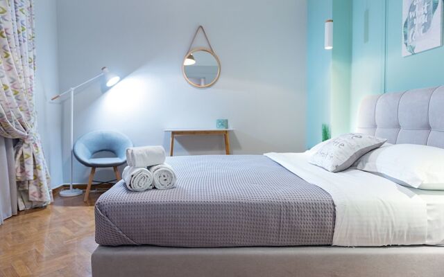 Апартаменты Syntagma Apartments by Livin Urbban комната для гостей
