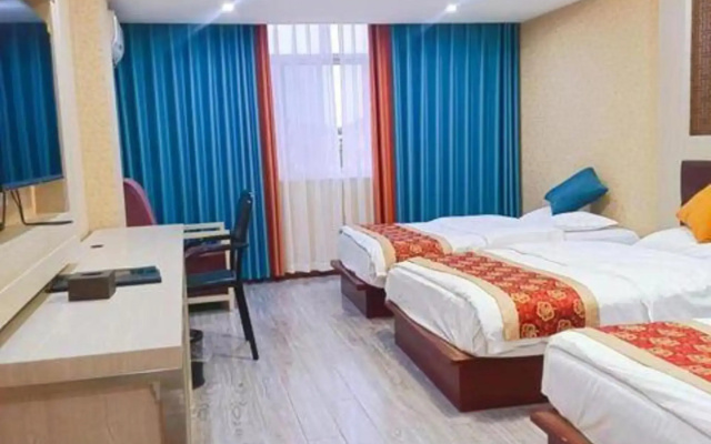 Longyue Hotel