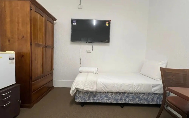 The Lodge Cooma