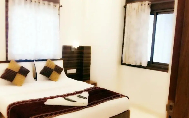 Hotel Golden City