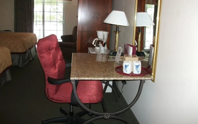 Donato House Hotel