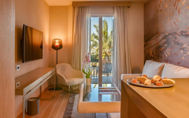 Miramare Suites