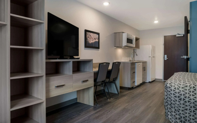 Woodspring Suites Detroit Sterling Heights
