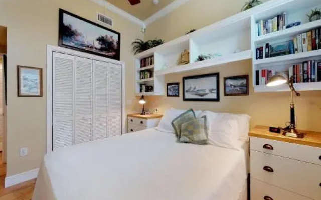 Palm Isle 3207