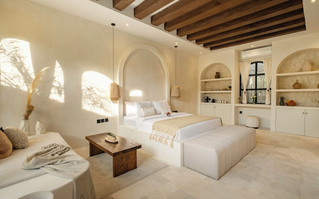 Romantic 2 Private Suites Villa Canggu