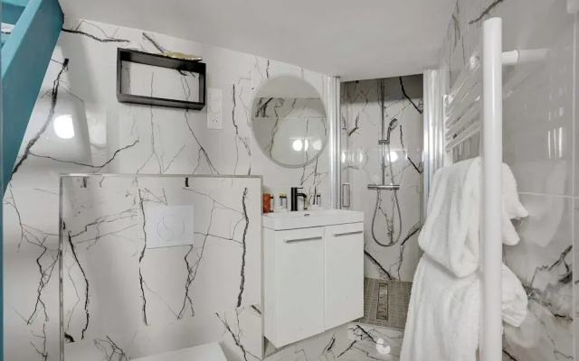 Cosy Apartment With 2 Rooms in Marais