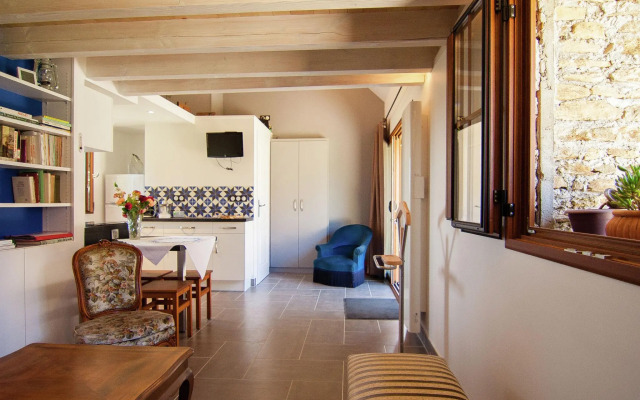 Comfortable gite in picturesque medieval village