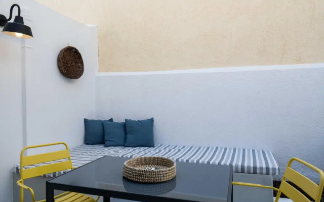 Villa Tholos with Private Jacuzzi