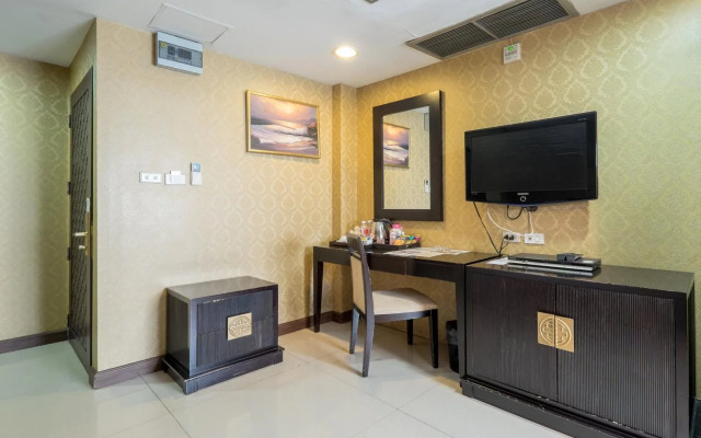 Grand Lucky Hotel