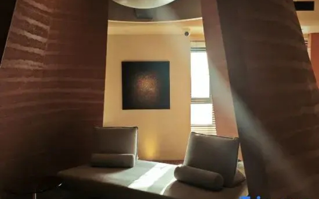 Zhuofandi Hotel (Yingze West Street West Railway Station Subway Station)