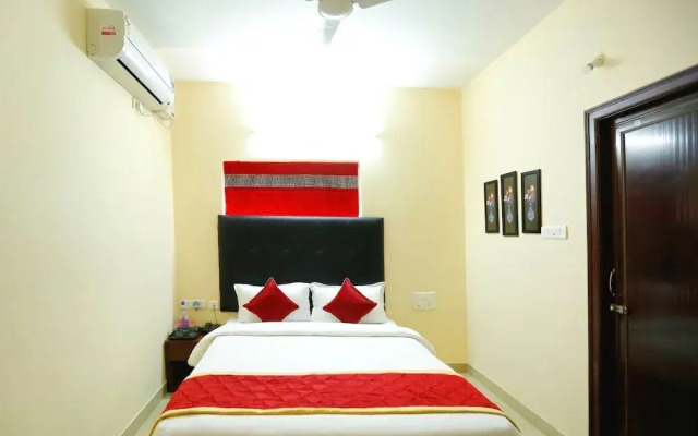OYO 491 Apartment Hotel Namo Suites
