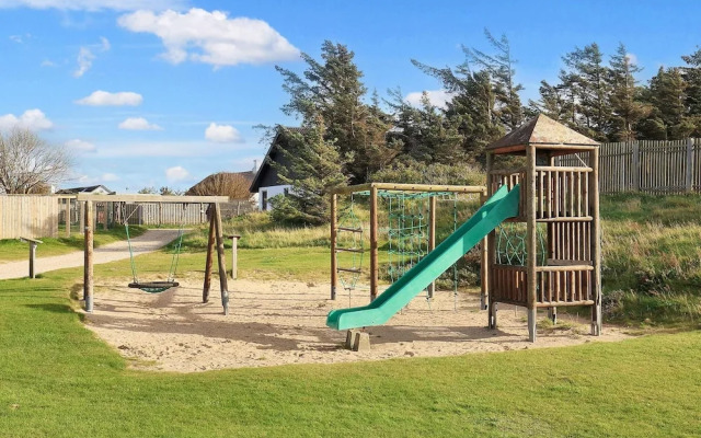 5 Star Holiday Home in Lokken