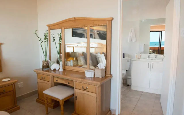 Jeffreys Bay Beach Accommodation
