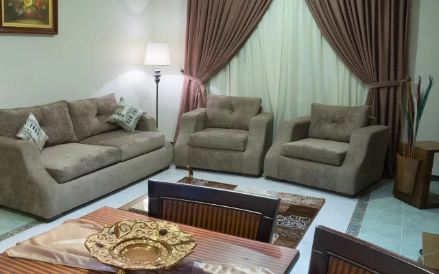 Safari Hotel Apartment (Formerly Ewa Safari)