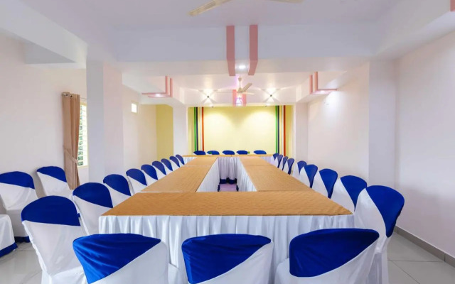 Treebo Airsuite Airport Hotel