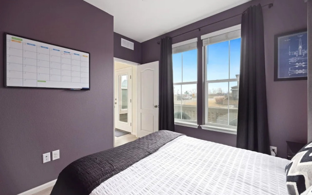 Modern & Stunning Home Near Breweries and Old Town!