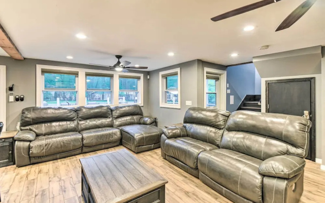 Waterfront Ashland Home ~ 2 Mi to Downtown!