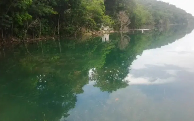 Hotel y Restaurante Ribiera del Lago Peten Itza