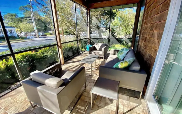 Bayard Avenue 300