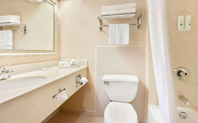 Quality Inn Edison-New Brunswick