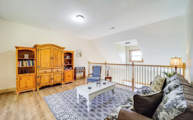 Mountain-view Deck: Group Getaway in Fleetwood