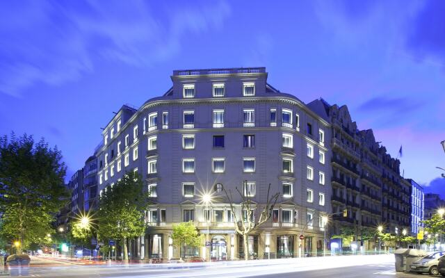 Отель Barcelona Center Барселона вид на фасад