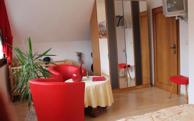 Modern Apartment in Heiligenhagen With Large Garden