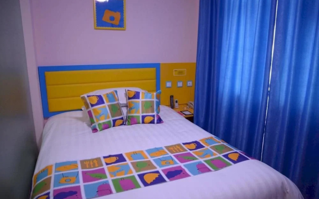 Feng Guang Holiday Hotel (Long-distance bus station)