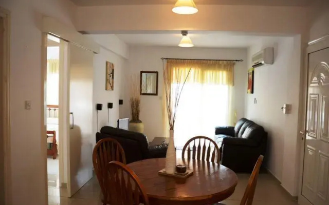 Blue River Apartment