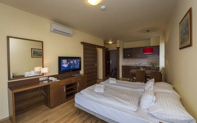 Club Kehida Aparthotel