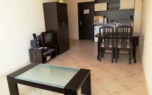 Menada Sunset Beach 4 Apartments