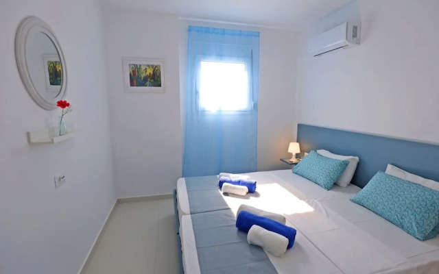 Xenos Villa 5 With a Private Pool Near the sea