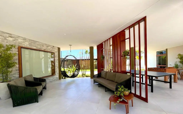 Mana Beach by AFT