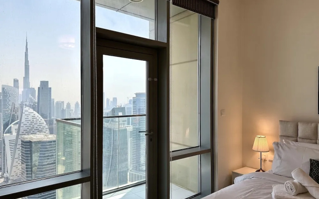 Lux BnB Amna Tower Burj Views